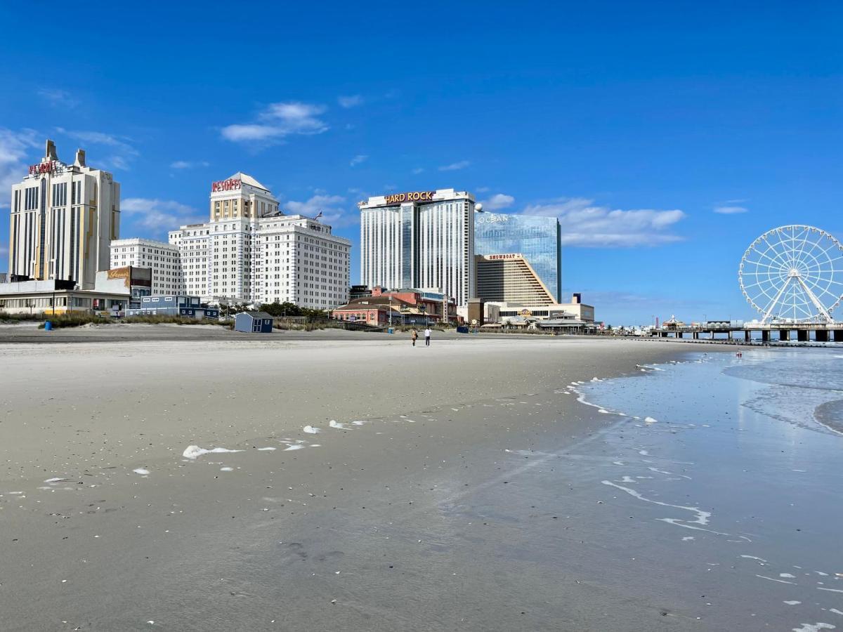 3 Bedrooms, Boardwalk Duplex Beachblock Home! Atlantic City Exteriér fotografie
