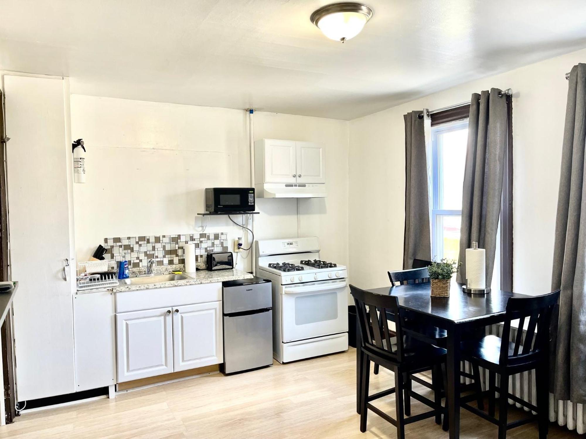 3 Bedrooms, Boardwalk Duplex Beachblock Home! Atlantic City Exteriér fotografie